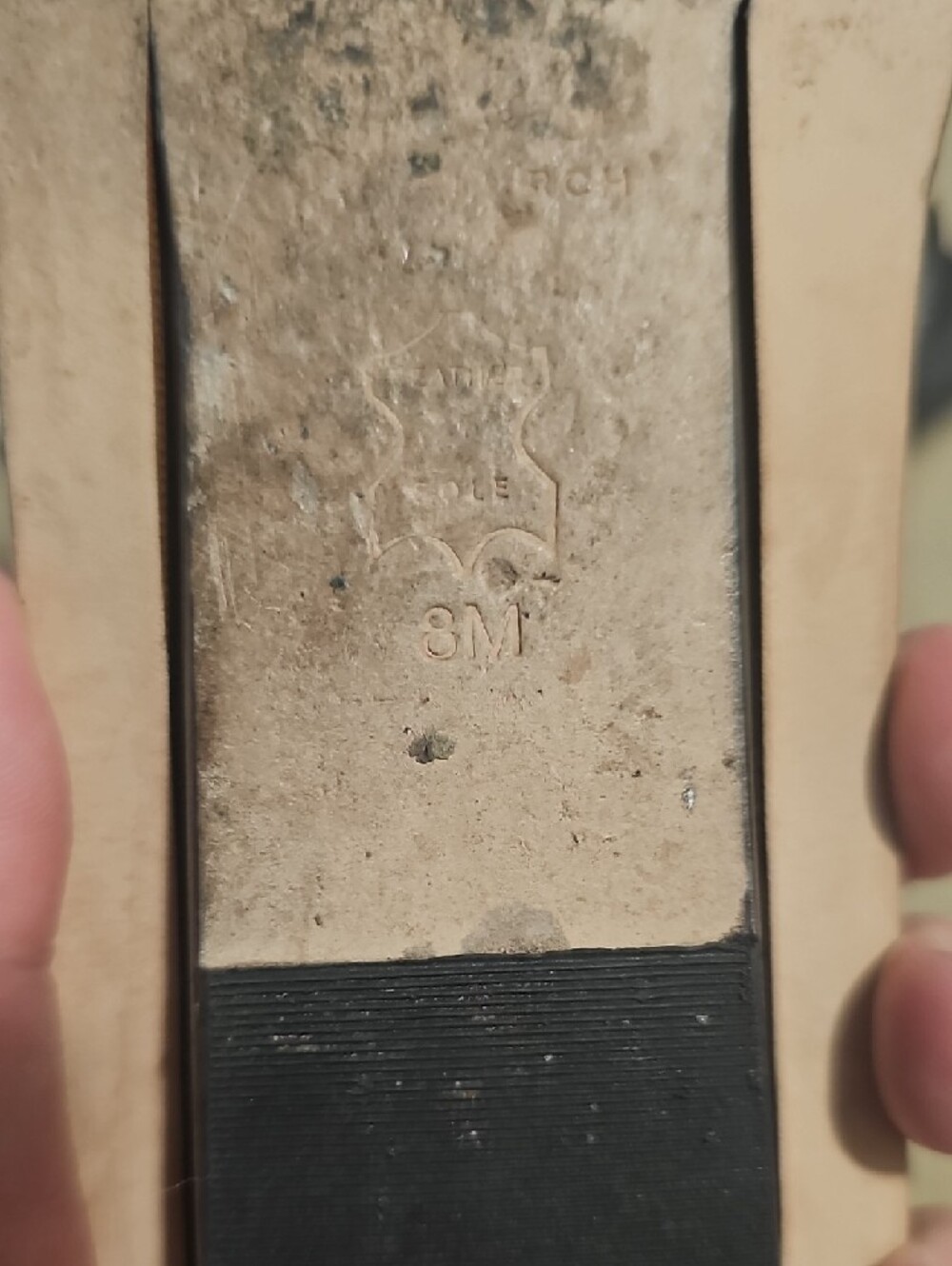 Tory Burch Black Leather Logo Thong Sandals - Picture 5 of 5